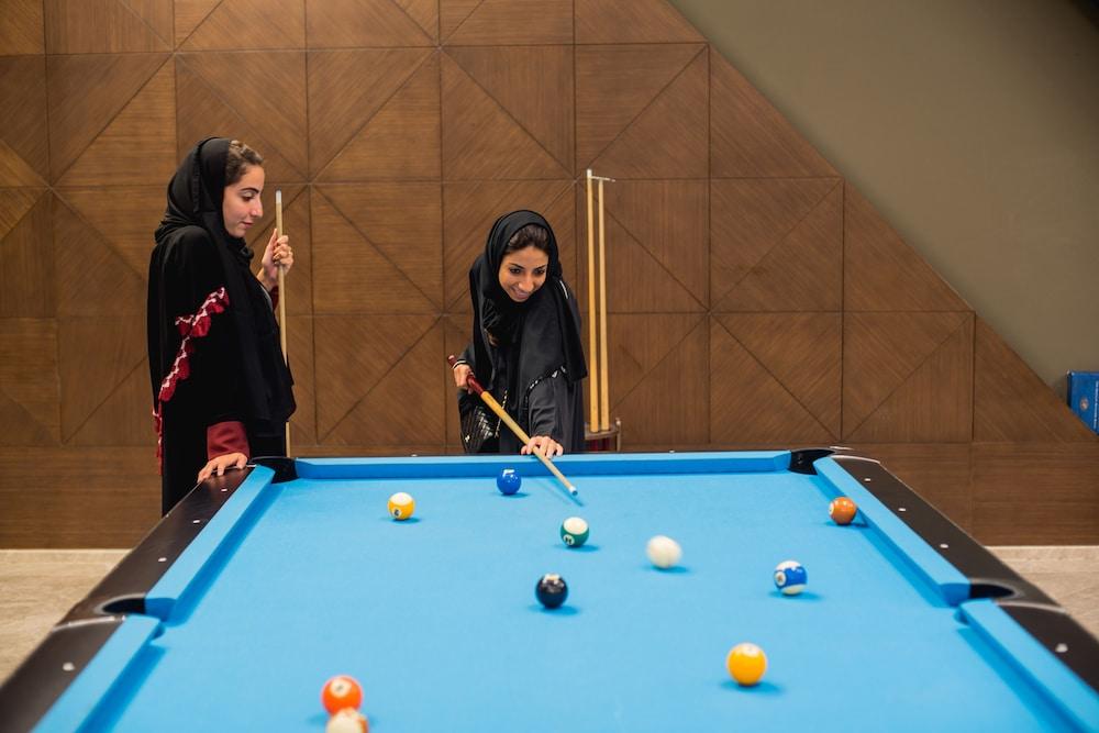 Bay La Sun Hotel And Marina - Emaar King Abdullah Economic City Exterior photo A pool table