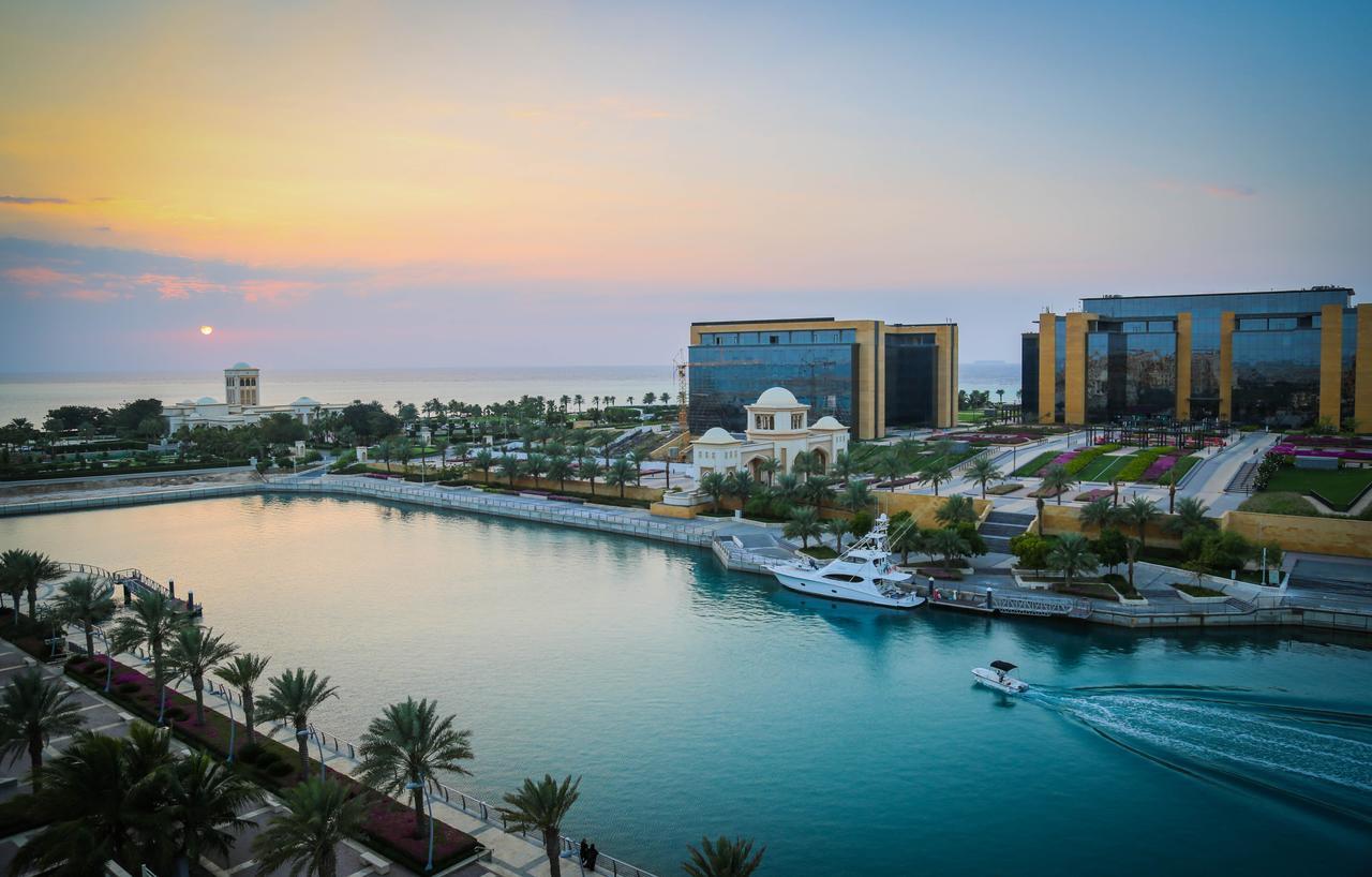 Bay La Sun Hotel And Marina - Emaar King Abdullah Economic City Exterior photo Al Biryani House, Jumeirah